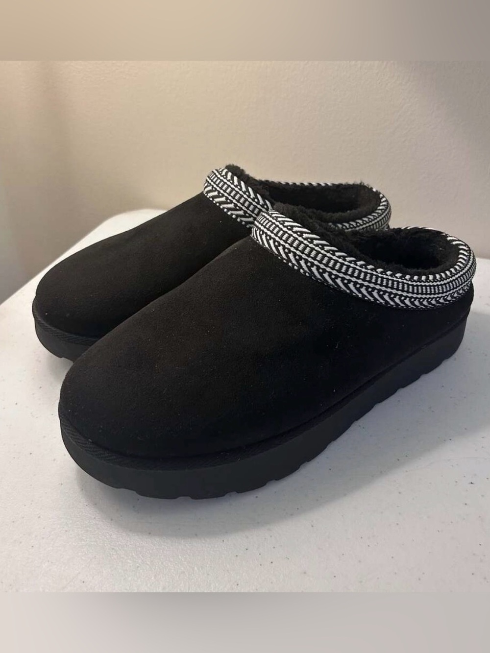 Makalu California Cali Slipper Clog Amara Black Size 7.5 Women’s Slip On